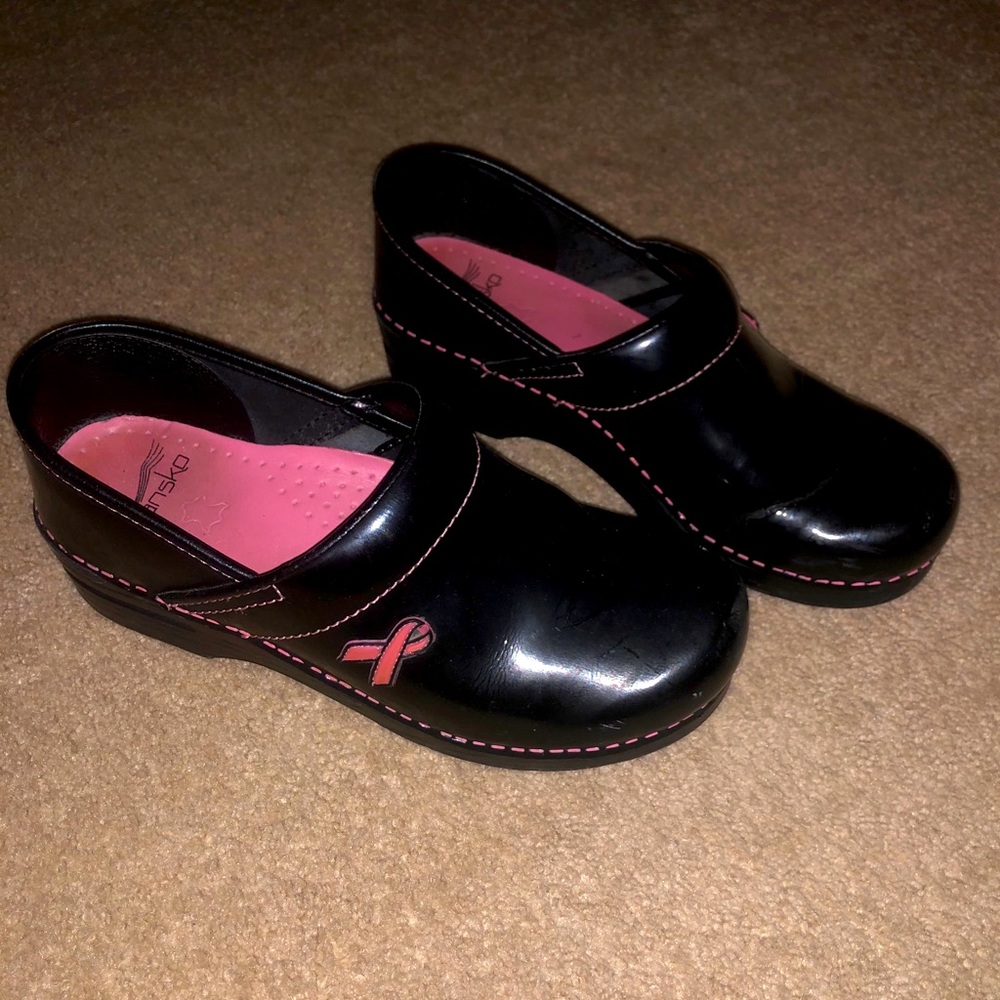 Used Dansko Breast Cancer awareness shoes